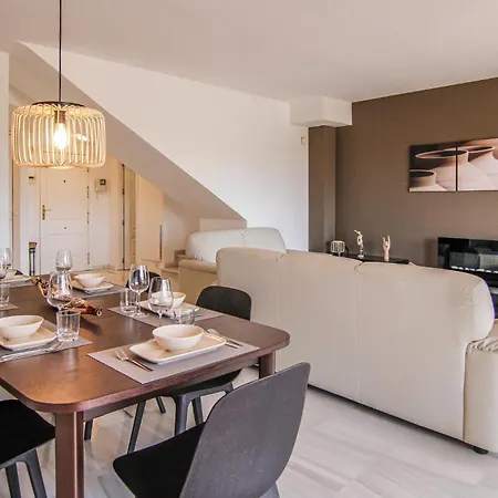 3 Bedroom Cozy In Malaga * Estepona