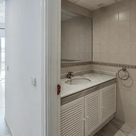 3 Bedroom Cozy In Malaga Estepona