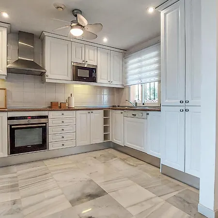3 Bedroom Amazing In Malaga Holiday home